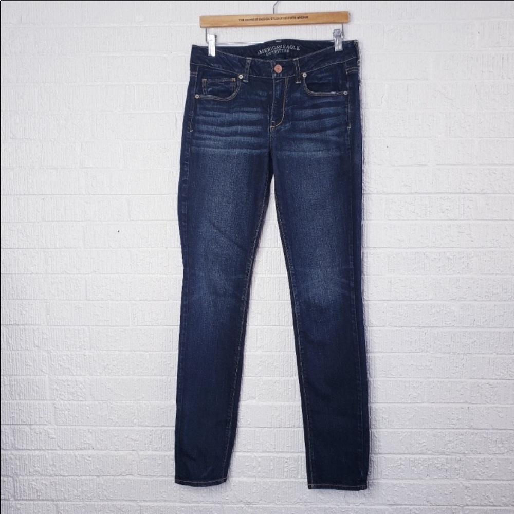 American eagle skinny Jean's 8 long